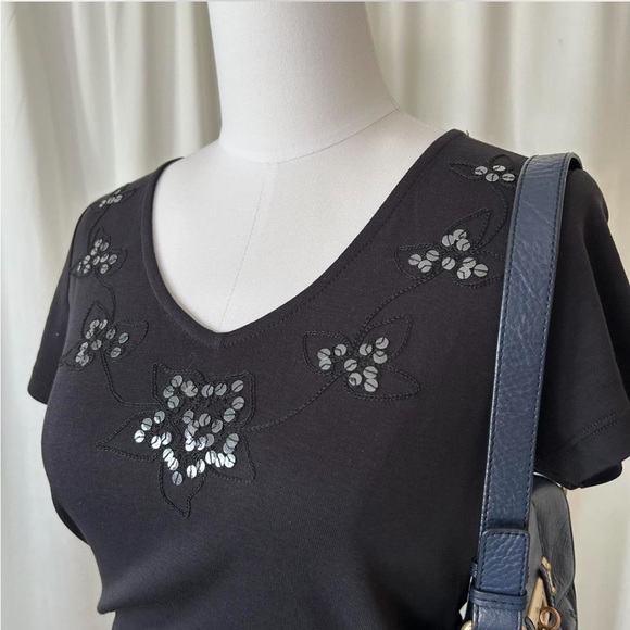 Valerie Stevens V-neck short sleeve blouse with sequins embellishments PM - Picture 7 of 8